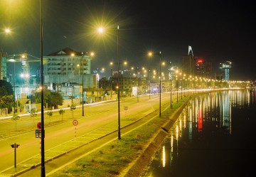 Nguyen Van Cu bridge Image 2