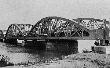 Binh Loi Bridge: Three Centuries of History Across the Saigon River