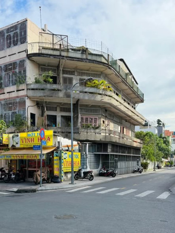 The Artisanal Soul of Saigon: Exploring the Timeless Charm of Heraud Residence