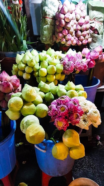 Biggest Wholesale Flower Market Image 1
