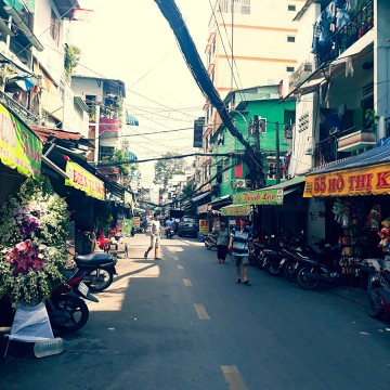 Biggest Wholesale Flower Market Image 7