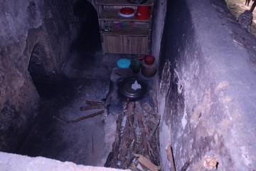 Cu Chi Tunnels Image 1