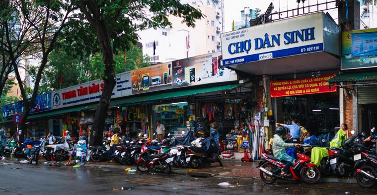 Dan Sinh Market