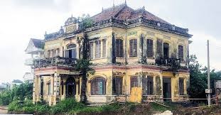 Doc Phu Thanh’s Ancient Villa in Bien Hoa Image 2