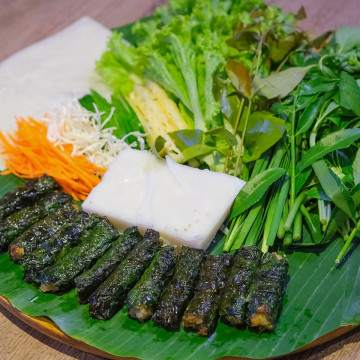 Grilled beef in Betel Leaf Image 2