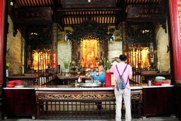 Over 250 years old temple Image 7