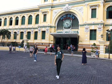 Saigon Central Post Office Image 6