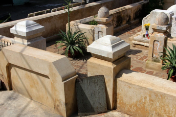 The 135-Year-Old Ancient Tomb Inside Thu Duc City: The Story of Ta Duong Minh