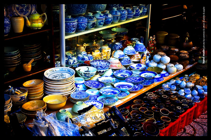 The old crockery in le cong kieu street